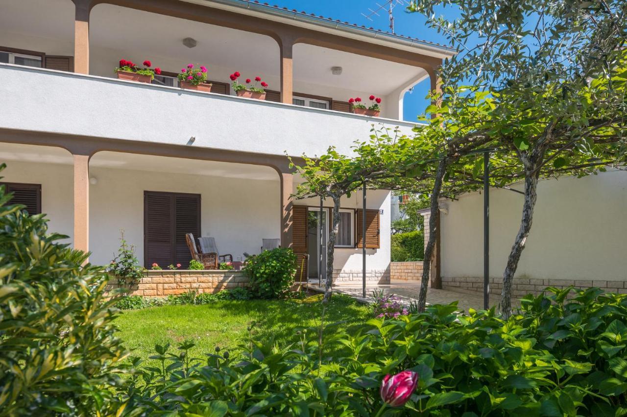 Apartment Kazalac Green Oasis Пореч Экстерьер фото