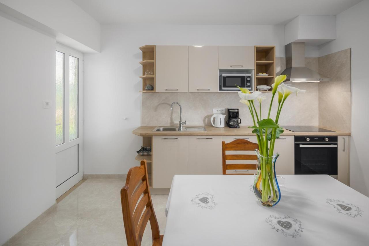 Apartment Kazalac Green Oasis Пореч Экстерьер фото