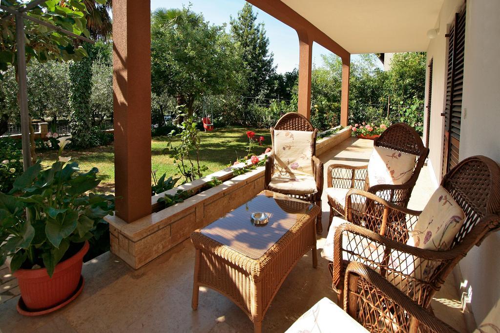 Apartment Kazalac Green Oasis Пореч Экстерьер фото